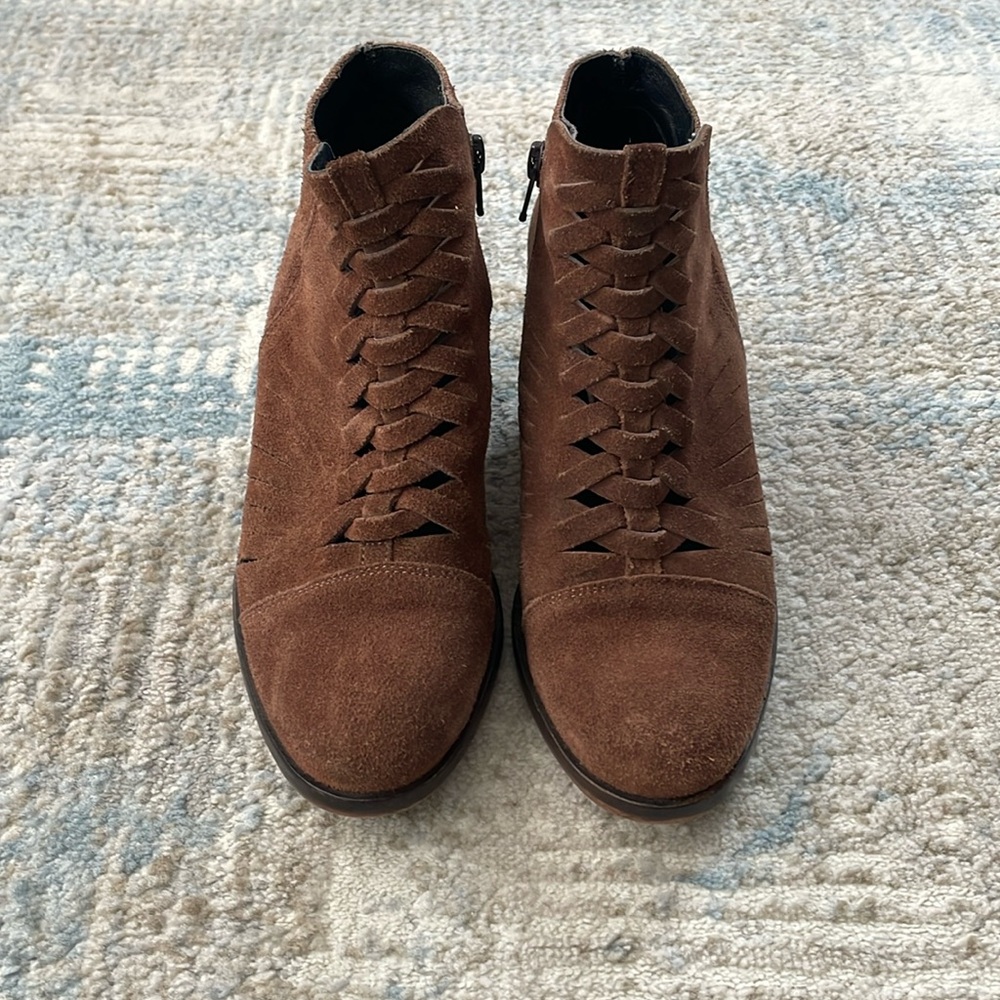 Free people Brown Suede Leather Ankle Boots